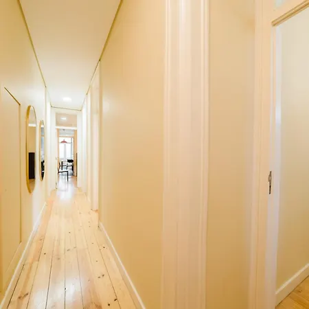 Apartment & Spacious 4 1 Bed Lisbon