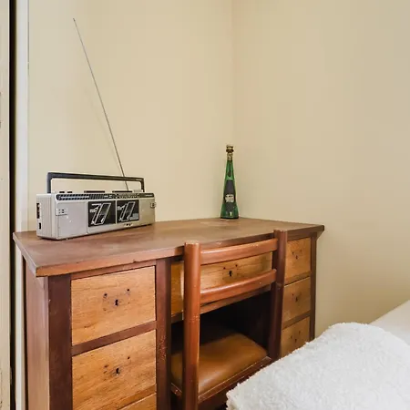 & Spacious 4 1 Bed Lisbon