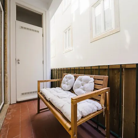& Spacious 4 1 Bed Apartment Lisbon