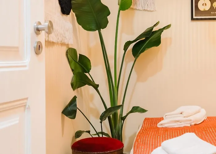 Modern 41 Bedroom Haven * Lisboa