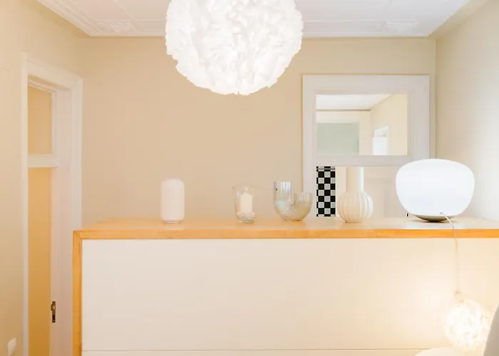 Modern 41 Bedroom Haven Apartmán