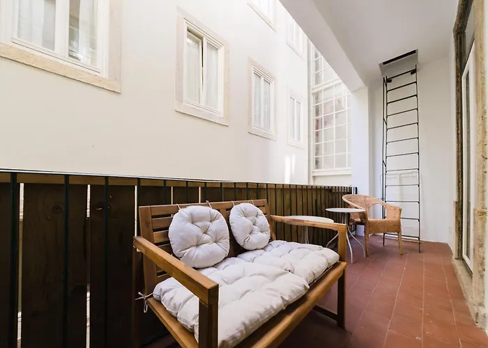 Modern 41 Bedroom Haven Apartmán