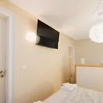 Modern 41 Bedroom Haven *